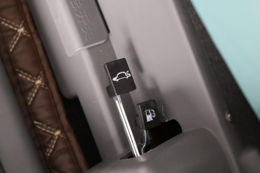 JinPeng P4 Passenger | 4-persoons |