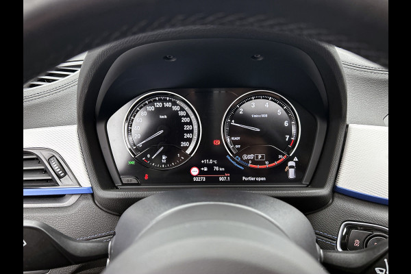 BMW X1 SDrive18i High Executive M-pakket ( Goed onderH, Panorama, Camera, StoelV, Carplay, Navi Pro, Etc)