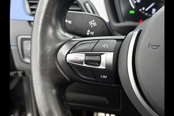 BMW X1 SDrive18i High Executive M-pakket ( Goed onderH, Panorama, Camera, StoelV, Carplay, Navi Pro, Etc)