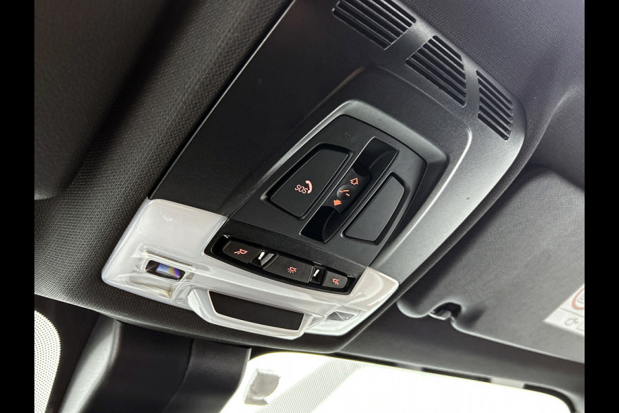 BMW X1 SDrive18i High Executive M-pakket ( Goed onderH, Panorama, Camera, StoelV, Carplay, Navi Pro, Etc)