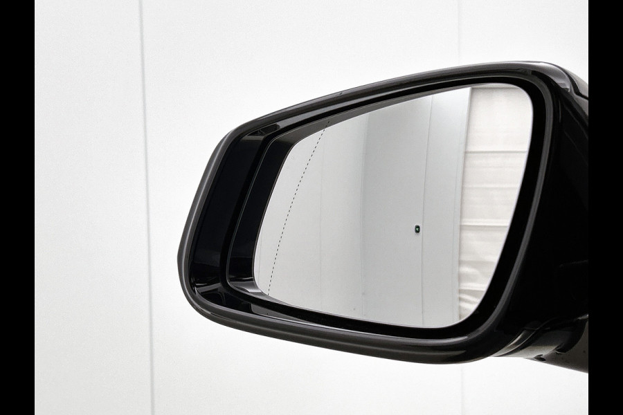 BMW X1 SDrive18i High Executive M-pakket ( Goed onderH, Panorama, Camera, StoelV, Carplay, Navi Pro, Etc)