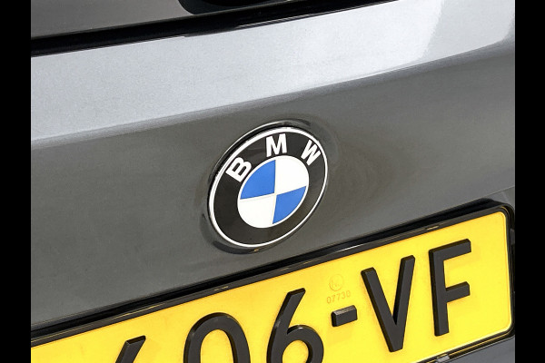 BMW X1 SDrive18i High Executive M-pakket ( Goed onderH, Panorama, Camera, StoelV, Carplay, Navi Pro, Etc)