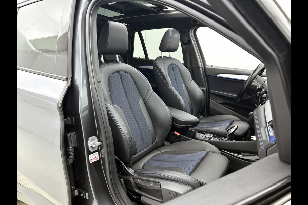 BMW X1 SDrive18i High Executive M-pakket ( Goed onderH, Panorama, Camera, StoelV, Carplay, Navi Pro, Etc)