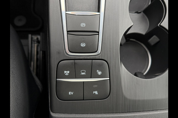 Ford Kuga 2.5 PHEV Titanium X Automaat / Keyless Drive / Panorama / Stuur verw. / Camera / Elek. Stoelen