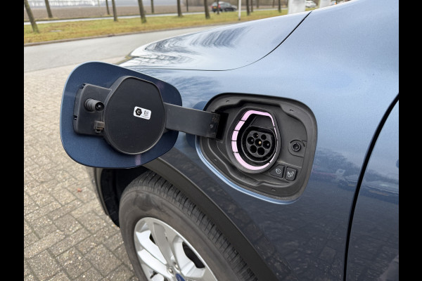 Ford Kuga 2.5 PHEV Titanium X Automaat / Keyless Drive / Panorama / Stuur verw. / Camera / Elek. Stoelen