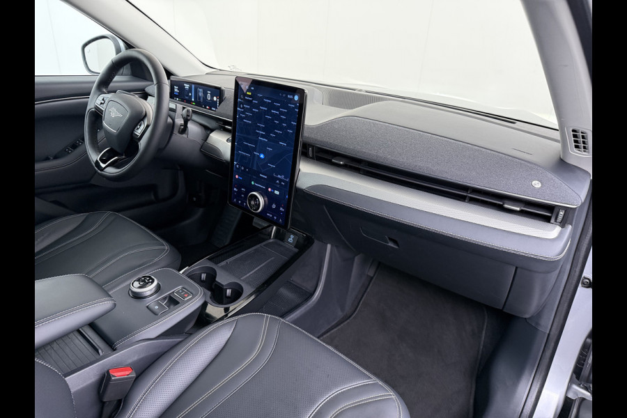 Ford Mustang Mach-E deze RWD 75kWh B&O®-Audio Panoramadak Leer+Elektr+Memory 360°Topview-Camera Adaptive Cruise Apple Carplay 18" Elektr.A-Kl DAB Lane-Assist Keyless-go Autonomous Emergency Braking 1e Eigenaar Origineel Nederlandse Auto