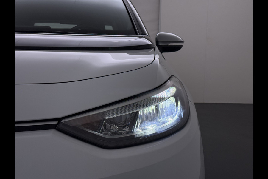 Volkswagen ID.3 deze First 62kWh SOH 93% Navi Ecc Adaptieve Cruise Controle Apple Carplay Android Auto Pdc Bluetooth Keyless Led Rijstrooksensor IQ Drive Stoelverwarming