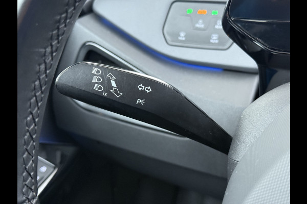 Volkswagen ID.3 deze First 62kWh SOH 93% Navi Ecc Adaptieve Cruise Controle Apple Carplay Android Auto Pdc Bluetooth Keyless Led Rijstrooksensor IQ Drive Stoelverwarming