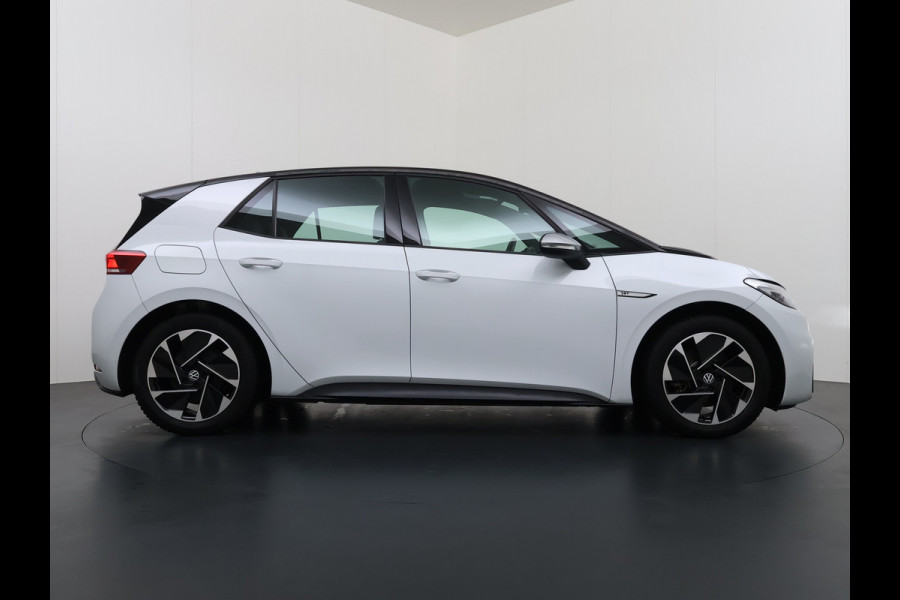 Volkswagen ID.3 deze First 62kWh SOH 93% Navi Ecc Adaptieve Cruise Controle Apple Carplay Android Auto Pdc Bluetooth Keyless Led Rijstrooksensor IQ Drive Stoelverwarming