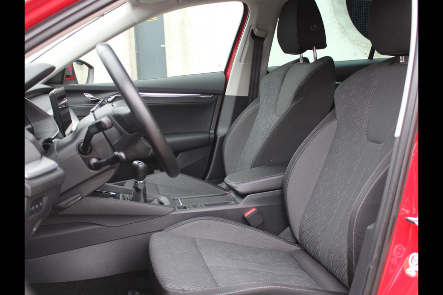 Škoda Octavia Combi 1.0 TSI Business Edition Plus | NAVIGATIE | ACHTERUITRIJCAMERA |