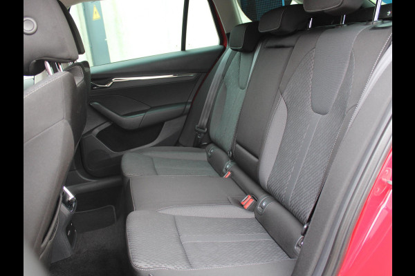 Škoda Octavia Combi 1.0 TSI Business Edition Plus | NAVIGATIE | ACHTERUITRIJCAMERA |