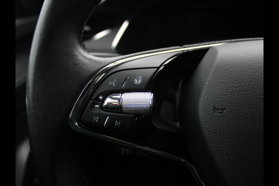 Škoda Octavia Combi 1.0 TSI Business Edition Plus | NAVIGATIE | ACHTERUITRIJCAMERA |