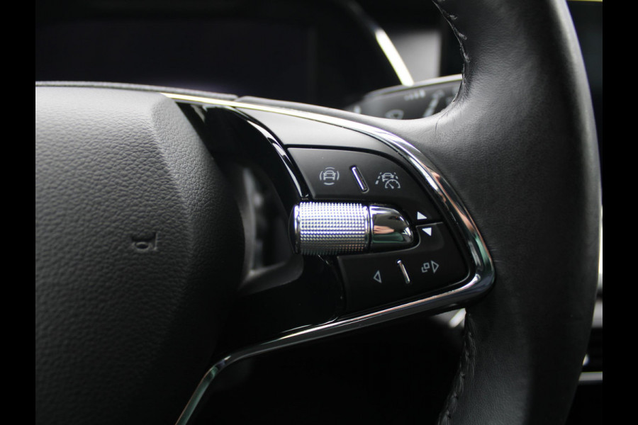 Škoda Octavia Combi 1.0 TSI Business Edition Plus | NAVIGATIE | ACHTERUITRIJCAMERA |