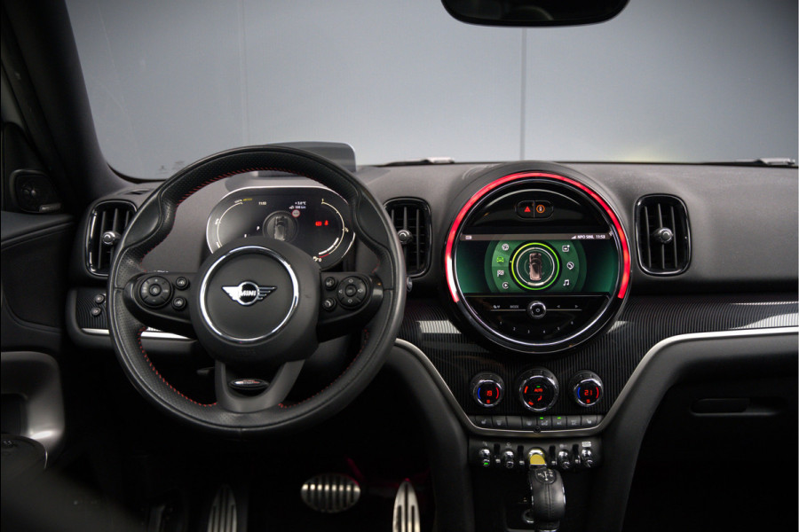 MINI Countryman 1.5 Cooper S E ALL4 | JCW | Panoramadak | Stoelverwarming | Harman Kardon | Head-Up Display | John Cooper Works | Camera | Apple Carplay | Parkeersensoren | Keyless |