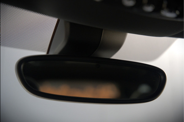 MINI Countryman 1.5 Cooper S E ALL4 | JCW | Panoramadak | Stoelverwarming | Harman Kardon | Head-Up Display | John Cooper Works | Camera | Apple Carplay | Parkeersensoren | Keyless |