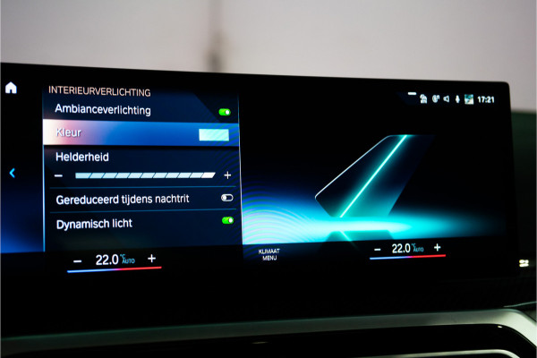 BMW 3-serie 320e M-Sport Pro 204PK | Shadow | Pano | ACC | Sfeer | Laser | Fabrieksgarantie