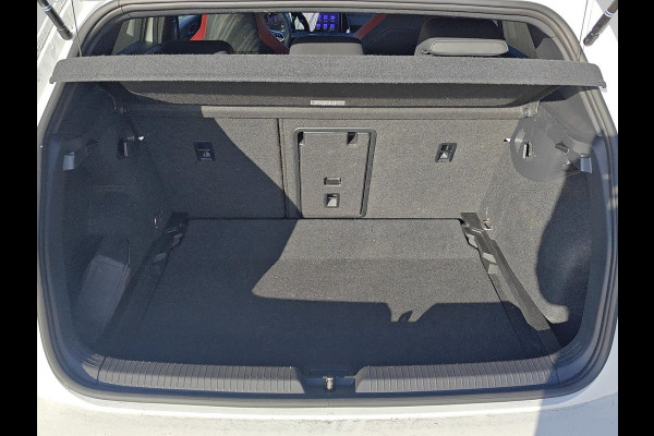 Volkswagen Golf 2.0 TSI GTI Clubsport | Panorama-schuif-/kanteldak | Apple Carplay/Andriod Auto