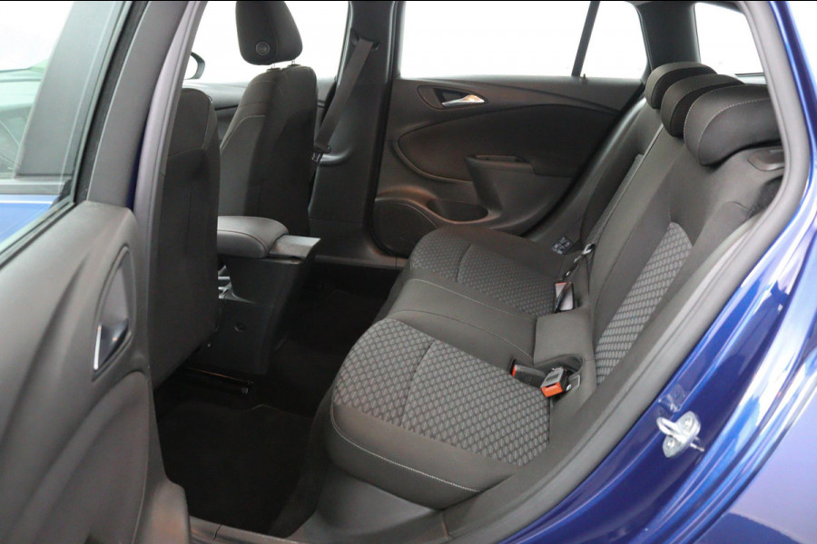 Opel Astra Sports Tourer 1.2 Bus. Edit.*CAMERA*ECC*CRUISE*NAVI*HAAK*PDC*