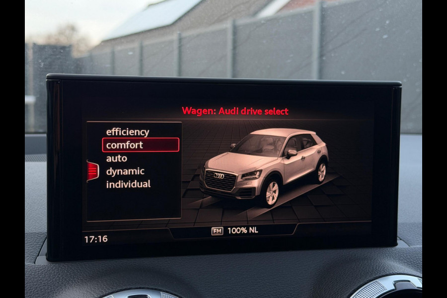 Audi Q2 35 TFSI S-Line Edition CarPlay Camera