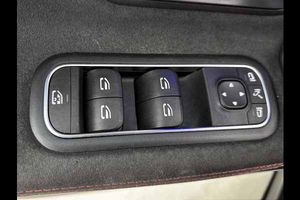 Mercedes-Benz A-Klasse 180 AMG-Line Premium Plus(Goed OndH, Sfeerverlichting, Camera, Parkeerhulp V+A, StoelV, Cruise Con, Etc)