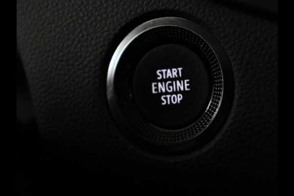 Renault Mégane 1.3 TCe Intens | Trekhaak | Carplay | Keyless | Navigatie | Full LED | Parkeerhulp | Climate control | Bluetooth | Cruise control