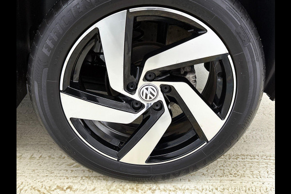 Volkswagen T-Cross 1.0 TSI AUTOM. AD-CRUISE | CAMERA | VIRTUAL