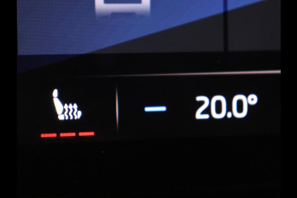 Škoda ENYAQ iV 80 | Panoramadak | Trekhaak | Stoelverwarming | Camera | Sfeerverlichting | Carplay | Navigatie | Achterbankverwarming | Full LED | Parkeerhulp | Cruise control
