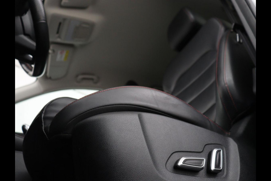 MG EHS 1.5 TGDI Edition1 | Origineel NL | Leder | Stoelverwarming | Trekhaak | Adaptive cruise | Carplay | Keyless | Camera | LED | Digital Cockpit | Climate control | PHEV | Plug In