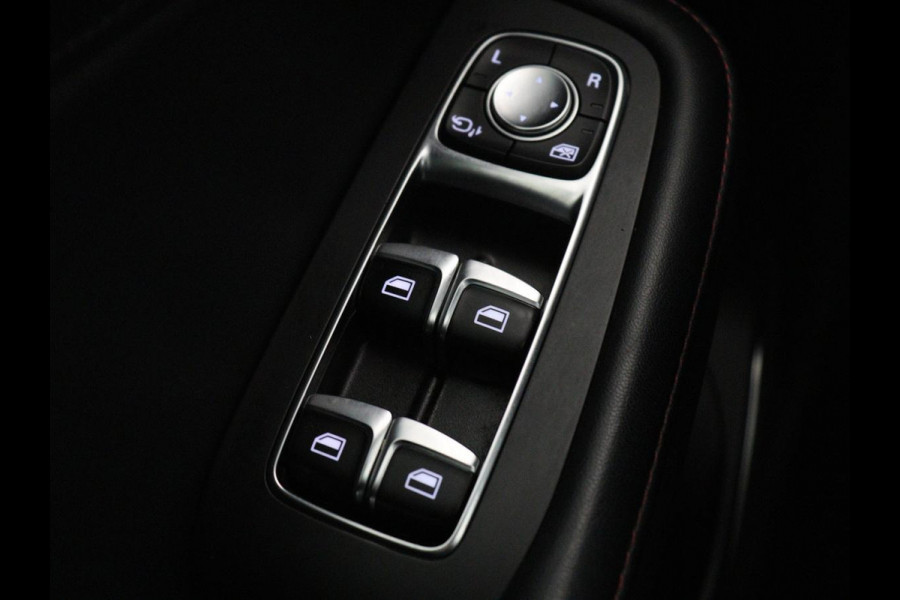 MG EHS 1.5 TGDI Edition1 | Origineel NL | Leder | Stoelverwarming | Trekhaak | Adaptive cruise | Carplay | Keyless | Camera | LED | Digital Cockpit | Climate control | PHEV | Plug In