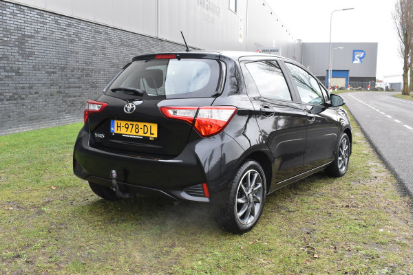 Toyota Yaris 1.5 VVT-i Active Automaat Trekhaak Parkeer camera Apple Carplay