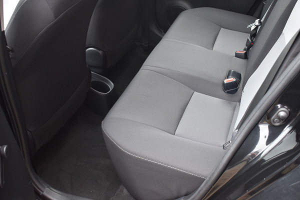 Toyota Yaris 1.5 VVT-i Active Automaat Trekhaak Parkeer camera Apple Carplay