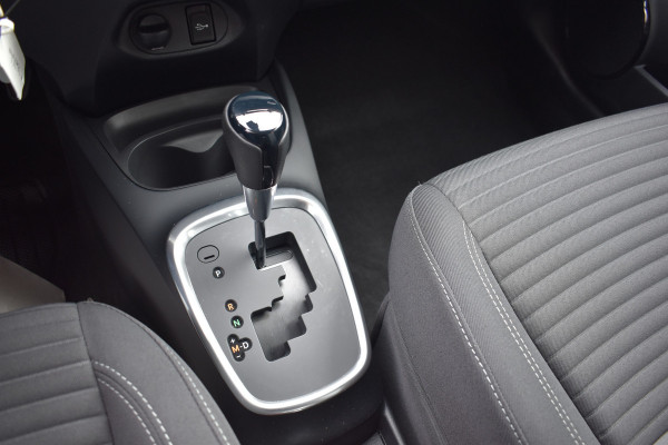 Toyota Yaris 1.5 VVT-i Active Automaat Trekhaak Parkeer camera Apple Carplay