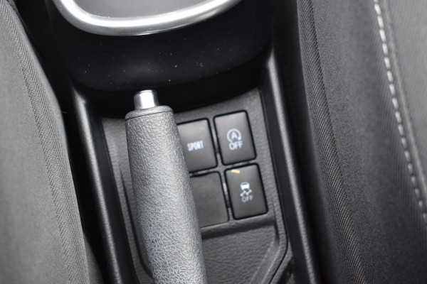 Toyota Yaris 1.5 VVT-i Active Automaat Trekhaak Parkeer camera Apple Carplay