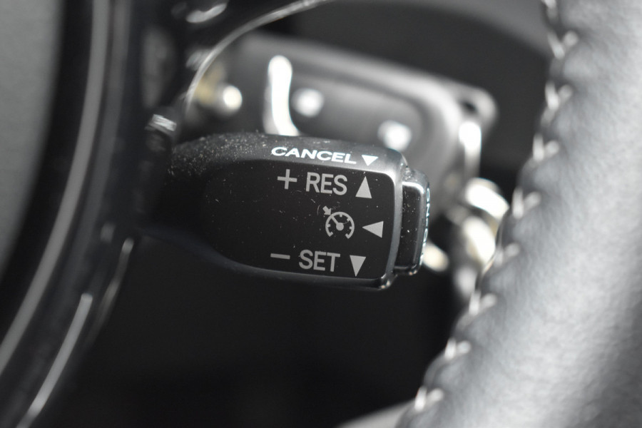 Toyota Yaris 1.5 VVT-i Active Automaat Trekhaak Parkeer camera Apple Carplay