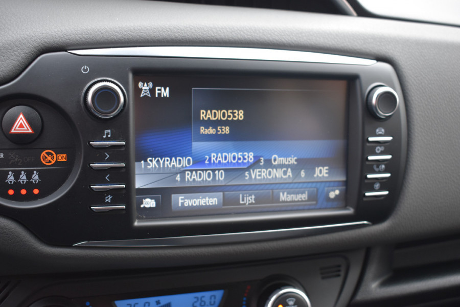 Toyota Yaris 1.5 VVT-i Active Automaat Trekhaak Parkeer camera Apple Carplay