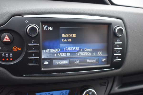 Toyota Yaris 1.5 VVT-i Active Automaat Trekhaak Parkeer camera Apple Carplay