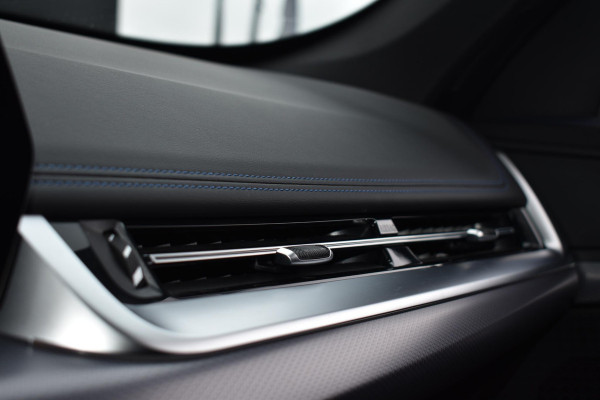 BMW X1 xDrive25e Plugin Hybrid 245PK Aut. M-Sport | LED | Navi | Camera | Stoelverw. | Incl. garantie