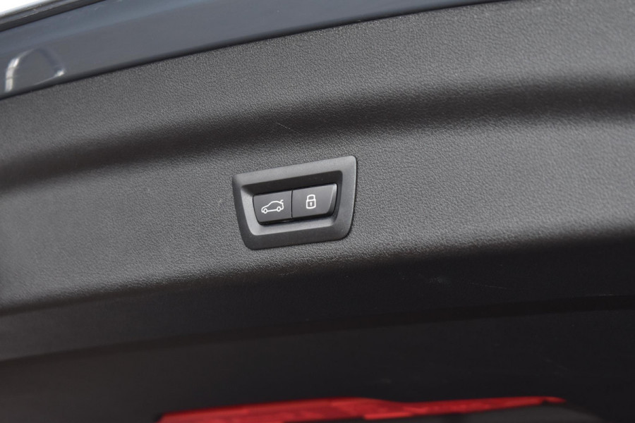 BMW X1 xDrive25e Plugin Hybrid 245PK Aut. M-Sport | LED | Navi | Camera | Stoelverw. | Incl. garantie