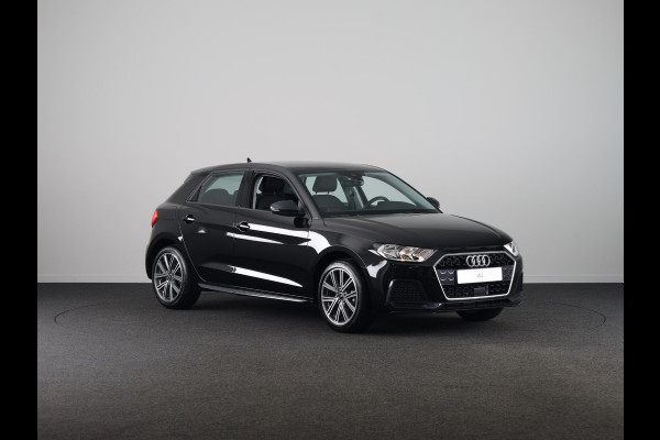 Audi A1 Sportback Advanced edition 25 TFSI 95 pk | Ledlampen voor en achter | Sportstoelen voor | Ambient verlichting | Buiten spiegels inklapbaar |