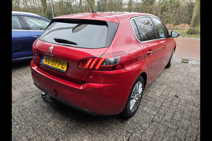 Peugeot 308 1.2 PureTech Allure | 2E EIGENAAR | 12MND GARANTIE | PANO DAK | NAVI | NW DISTR RIEM | TREKHAAK |