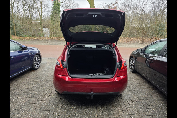 Peugeot 308 1.2 PureTech Allure | 2E EIGENAAR | 12MND GARANTIE | PANO DAK | NAVI | NW DISTR RIEM | TREKHAAK |