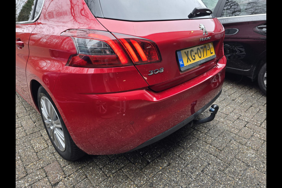 Peugeot 308 1.2 PureTech Allure | 2E EIGENAAR | 12MND GARANTIE | PANO DAK | NAVI | NW DISTR RIEM | TREKHAAK |