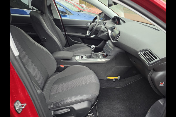 Peugeot 308 1.2 PureTech Allure | 2E EIGENAAR | 12MND GARANTIE | PANO DAK | NAVI | NW DISTR RIEM | TREKHAAK |