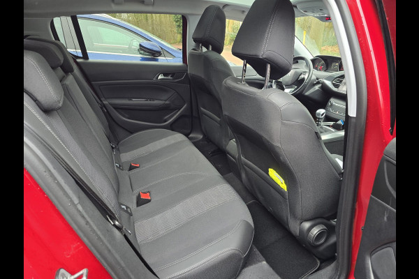 Peugeot 308 1.2 PureTech Allure | 2E EIGENAAR | 12MND GARANTIE | PANO DAK | NAVI | NW DISTR RIEM | TREKHAAK |