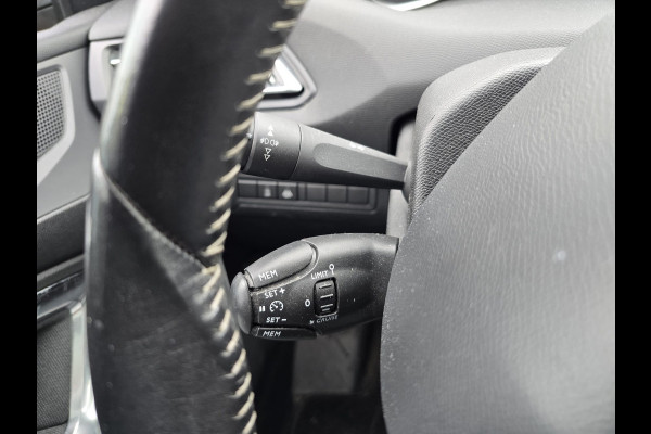 Peugeot 308 1.2 PureTech Allure | 2E EIGENAAR | 12MND GARANTIE | PANO DAK | NAVI | NW DISTR RIEM | TREKHAAK |