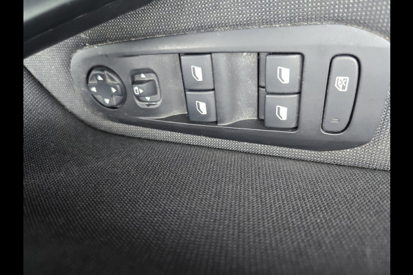 Peugeot 308 1.2 PureTech Allure | 2E EIGENAAR | 12MND GARANTIE | PANO DAK | NAVI | NW DISTR RIEM | TREKHAAK |