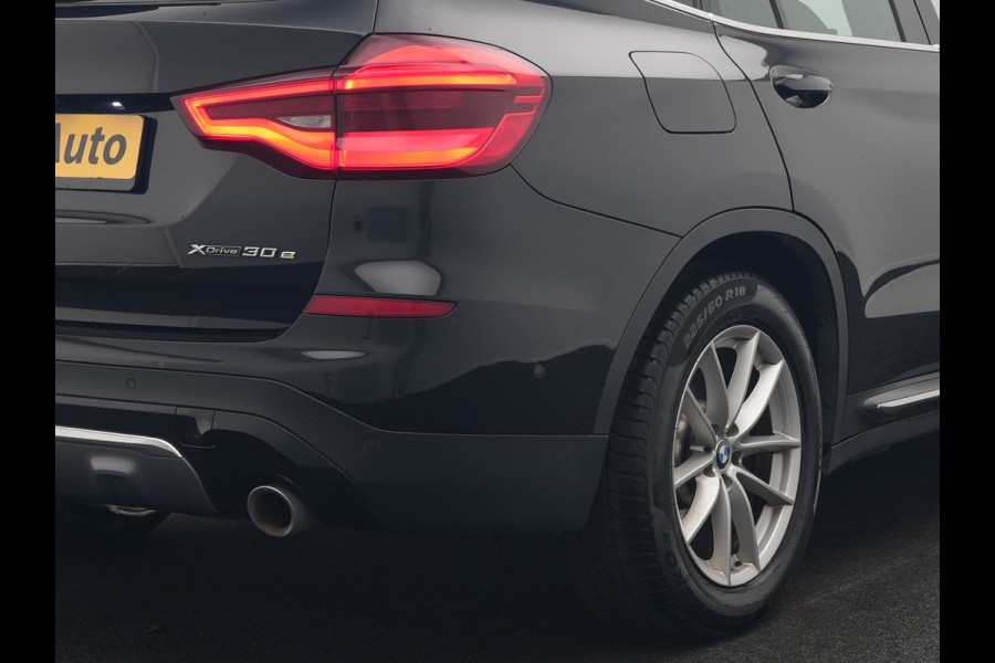 BMW X3 xDrive30e Luxury Line Plug In Hybrid 293pk Dealer O.H. PHEV | Trekhaak Af Fabriek | Camera | Adaptief Onderstel | Lederen Sportstoelen Memory & Verwarmd | Hifi Sound | Sfeerverlichting | Blis | Apple Carplay | Keyless | Navigatie | DAB |