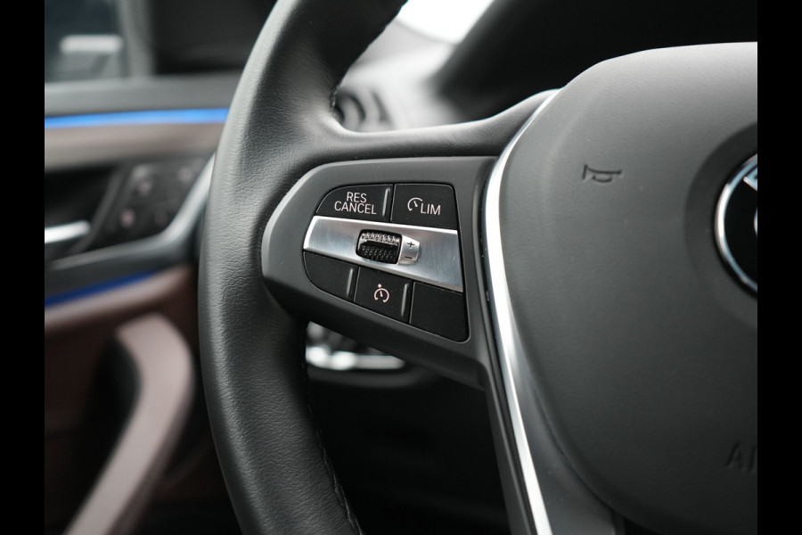 BMW X3 xDrive30e Luxury Line Plug In Hybrid 293pk Dealer O.H. PHEV | Trekhaak Af Fabriek | Camera | Adaptief Onderstel | Lederen Sportstoelen Memory & Verwarmd | Hifi Sound | Sfeerverlichting | Blis | Apple Carplay | Keyless | Navigatie | DAB |