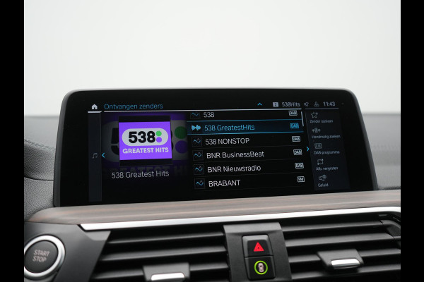 BMW X3 xDrive30e Luxury Line Plug In Hybrid 293pk Dealer O.H. PHEV | Trekhaak Af Fabriek | Camera | Adaptief Onderstel | Lederen Sportstoelen Memory & Verwarmd | Hifi Sound | Sfeerverlichting | Blis | Apple Carplay | Keyless | Navigatie | DAB |