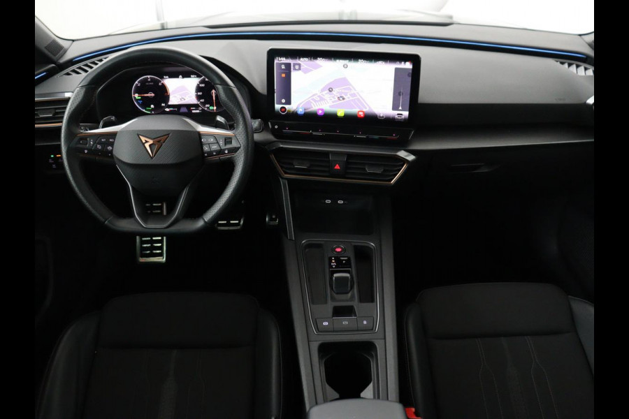 CUPRA Leon 1.4 e-Hybrid VZ Business | 245pk | Origineel NL | Trekhaak | Stuurverwarming |  Carplay | Adaptive cruise | Sfeerverlichting | Navigatie | Parkeerhulp | Keyless | PHEV | Plug In